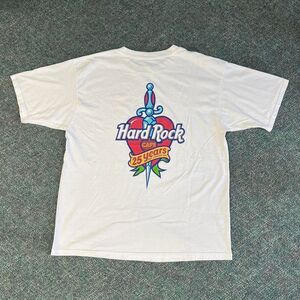 Vintage Y2K Hard Rock Cafe London white t-shirt
